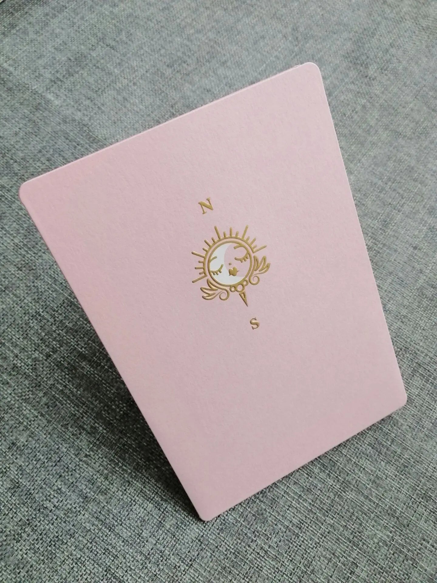 Pink Paper Presentation Pockets Folders Printing with Shiny Emboss Logo